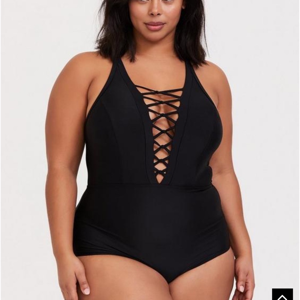 Torrid Wireless Strappy Front One Piece Swimsuit